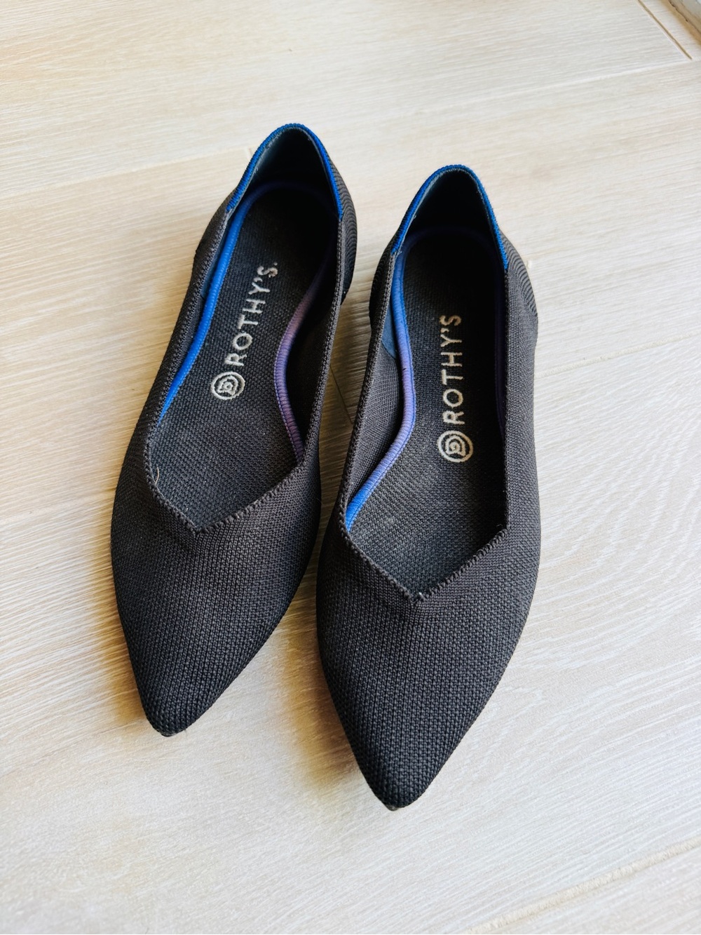 Rothy's Black Pointed Knit Flats with Blue Accent